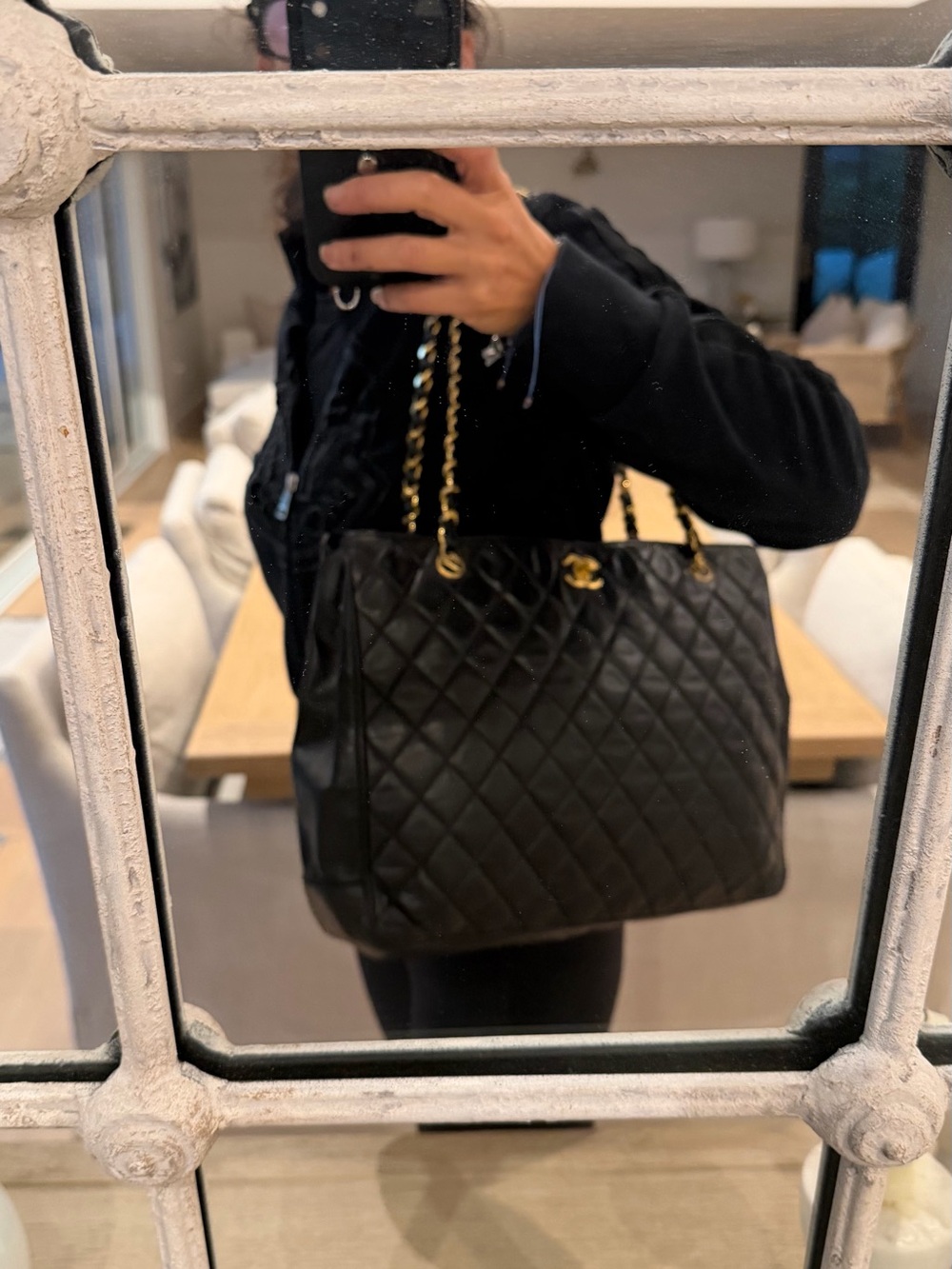 CHANEL Black Quilted Leather Shoulder Bag with Gold CC Hardware - Picture 10 of 12
